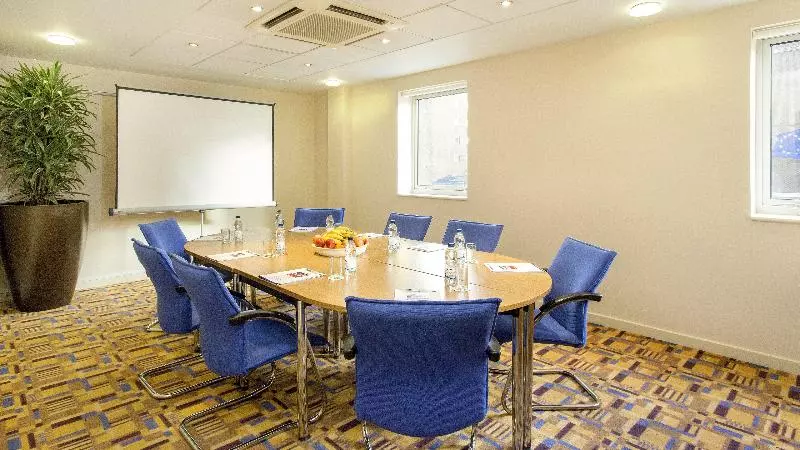ホテル Holiday Inn Express London Limehouse, An Ihg