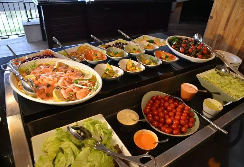 호텔 Kwa Maritane Bush Lodge