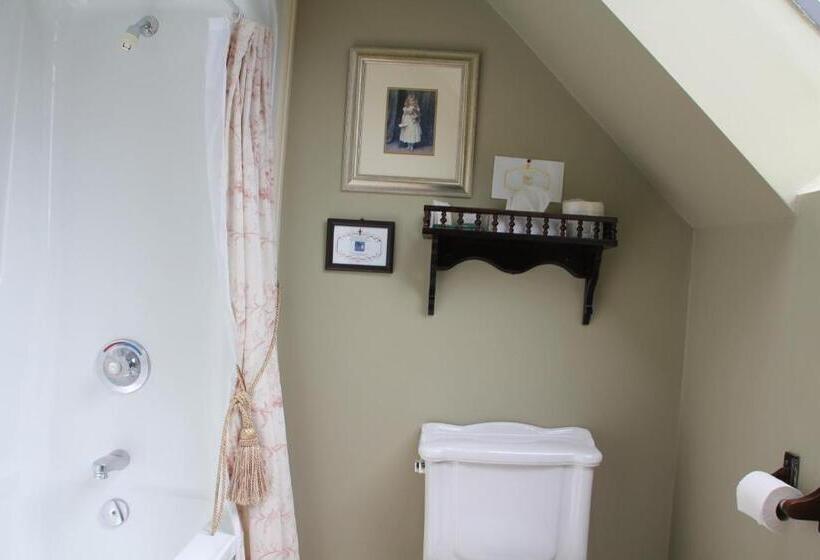 Szálloda Lynwood Inn