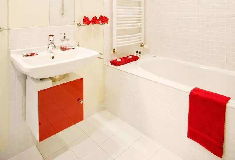 هتل Mamaison Residence Sulekova Bratislava