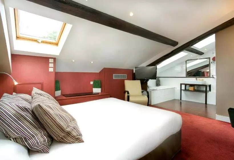 هتل Porte De Versailles