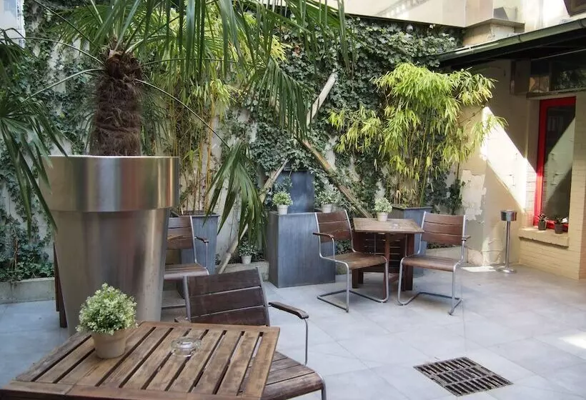 هتل Porte De Versailles