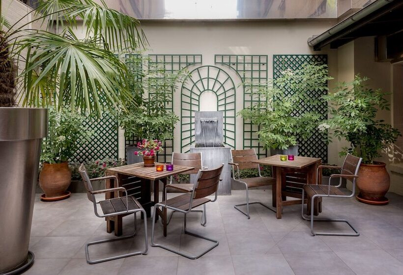 هتل Porte De Versailles