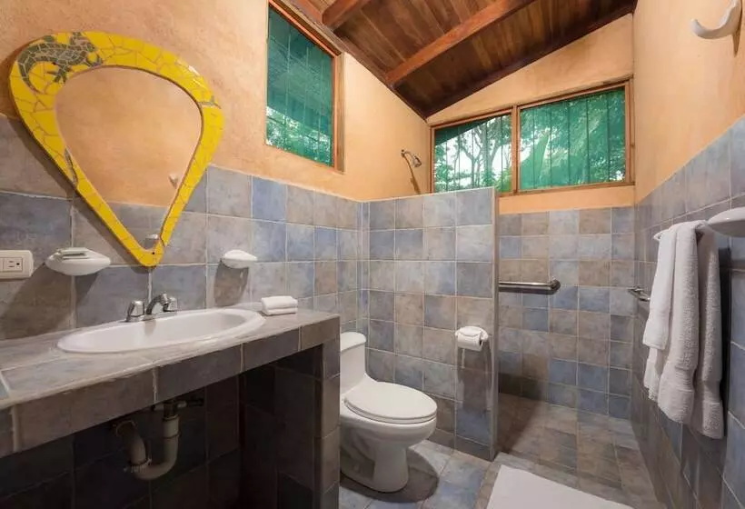 Сельский отель Laguna Lodge Tortuguero