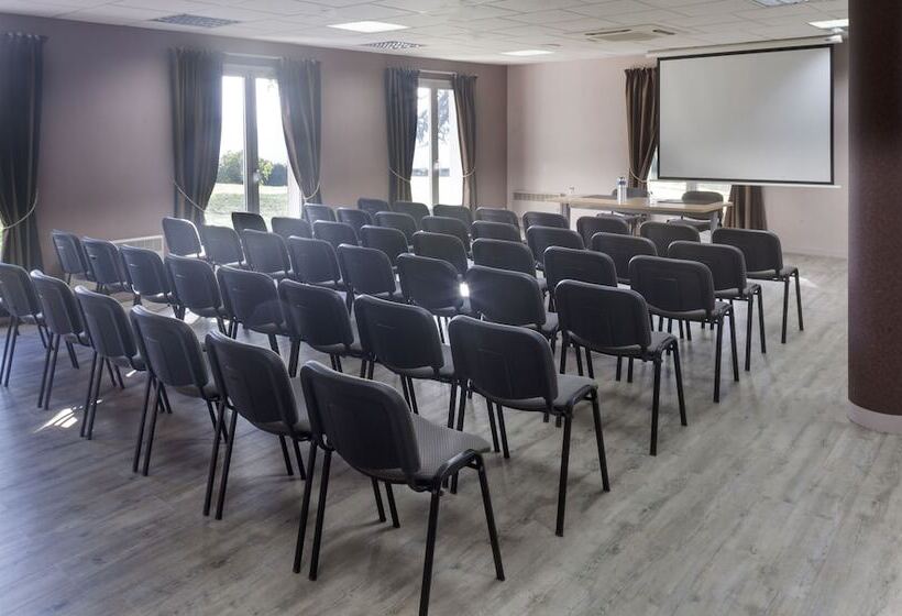 בית מלון כפרי The Originals Boutique, Parc Hôtel, Orléans Sud