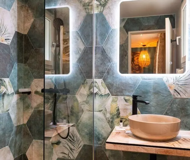 Отель The Originals Boutique, Parc Hôtel, Orléans Sud