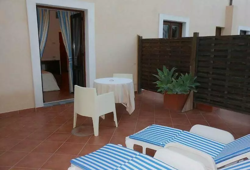 בית מלון כפרי Villa Meligunis