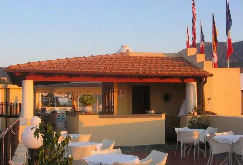 בית מלון כפרי Villa Meligunis