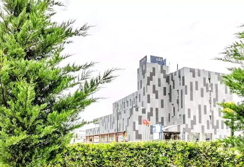 Отель Yit Ciudad De Zaragoza