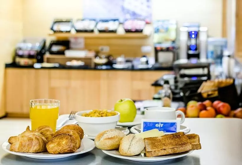 Отель Yit Ciudad De Zaragoza