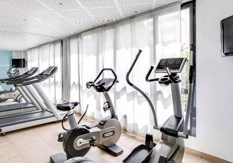 Novotel Suites Paris Stade De France