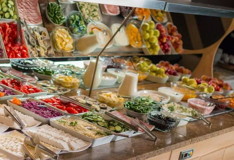 Platinum Hotel & Casino