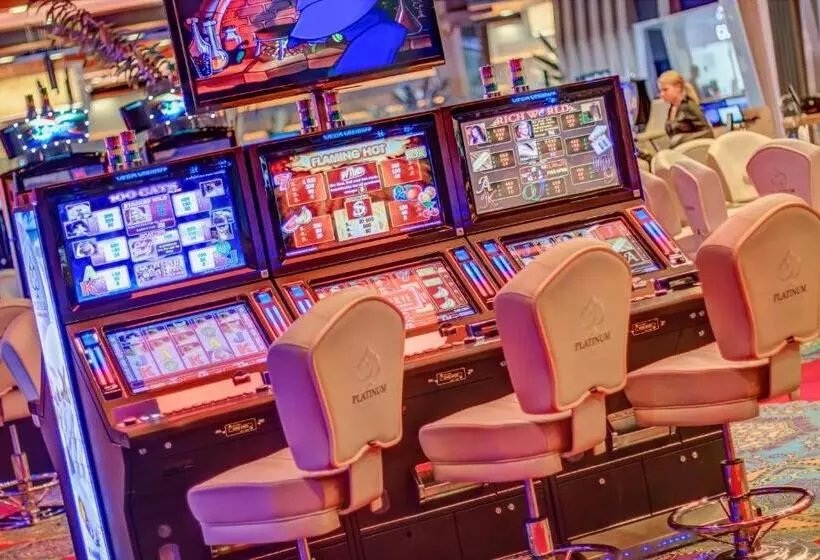 Platinum Hotel & Casino