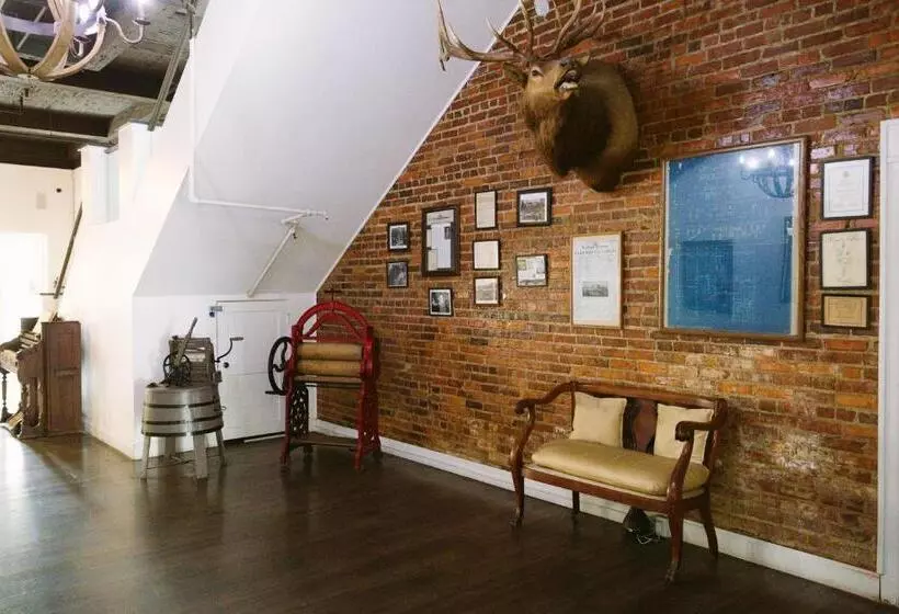 Retkeilymaja Hunter Arms