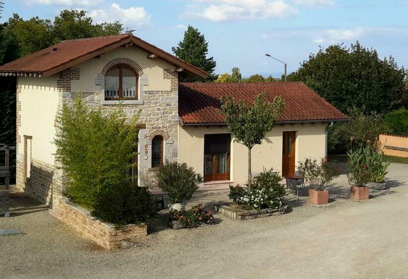 ベッドアンドブレックファースト Chambres D'hôtes Grange Carrée