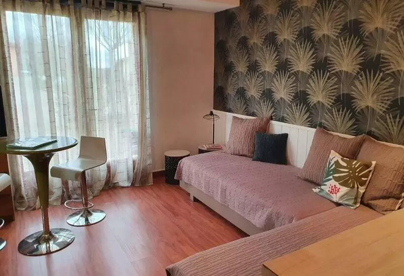 ベッドアンドブレックファースト Chambres D'hôtes Grange Carrée