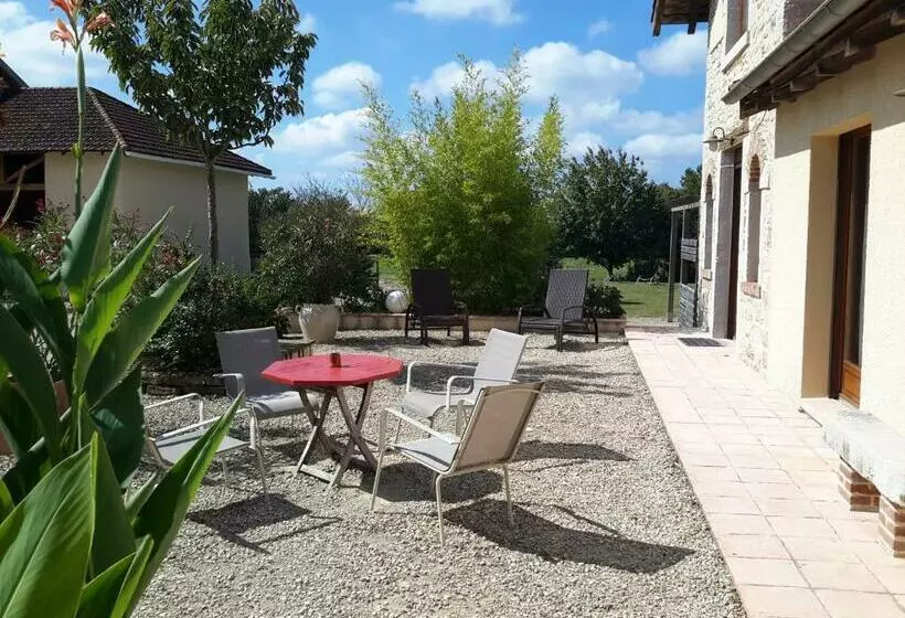 ベッドアンドブレックファースト Chambres D'hôtes Grange Carrée