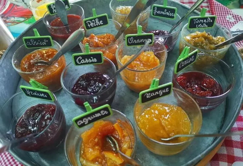 ベッドアンドブレックファースト La Roulotte De Lola   Chambre D Hôtes