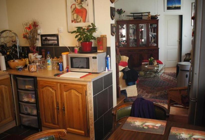 ベッドアンドブレックファースト Les Trois Puits