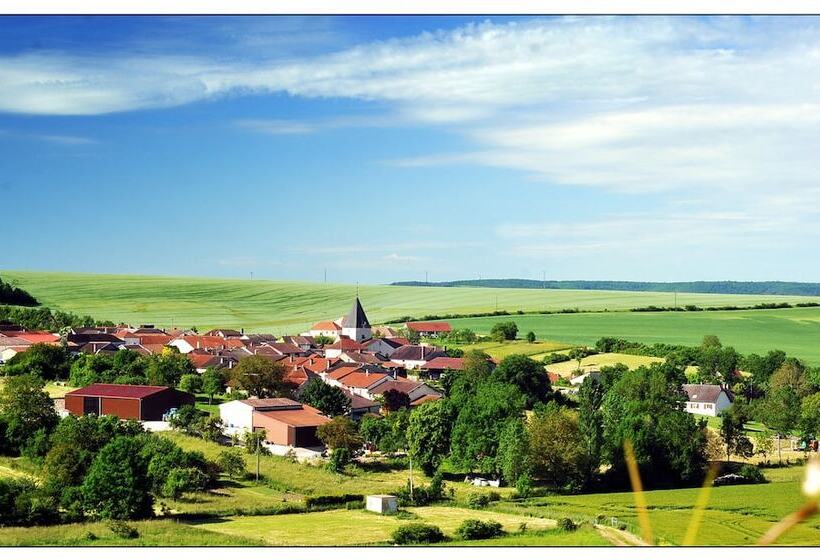 Aamiaismajoitus (B&B) Maison D Hotes La Colombelle