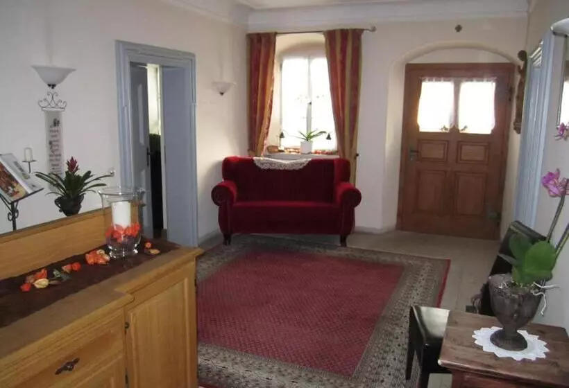 Der Patrizierhof Weingut Gasthof Hotel Familie Grebner