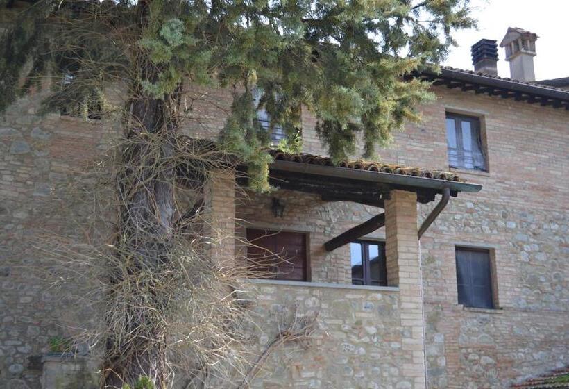 فندق Agriturismo Nestore
