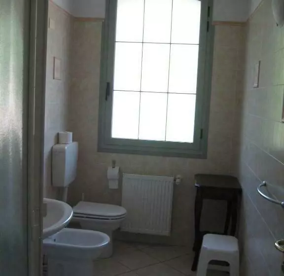 Hotelli Albergo Ristorante Sterlina