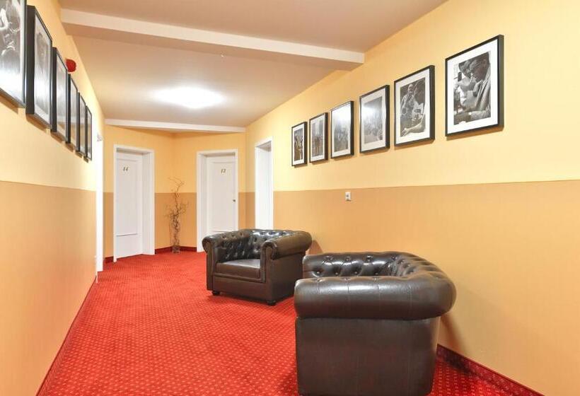 ホテル Auf Wolke 8