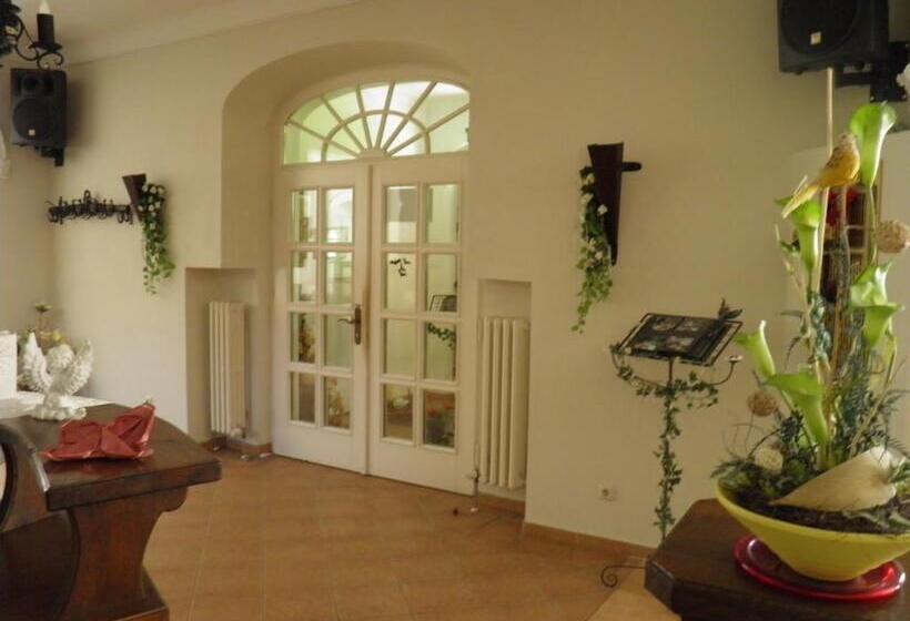 فندق Fledermausschloss