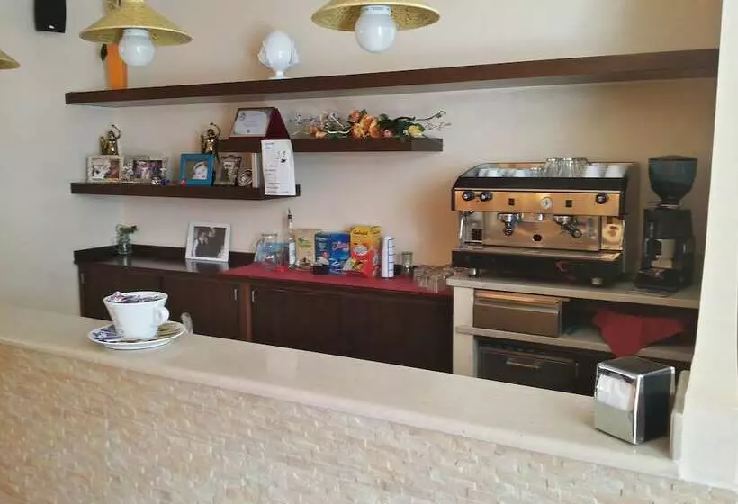 Hotelli La Tana Del Lupo