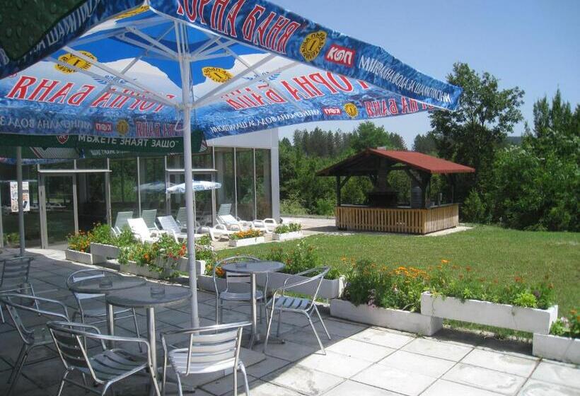 Отель Relax Coop