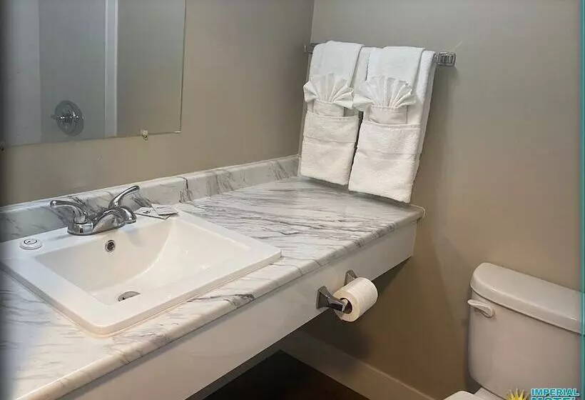 Imperial Motel