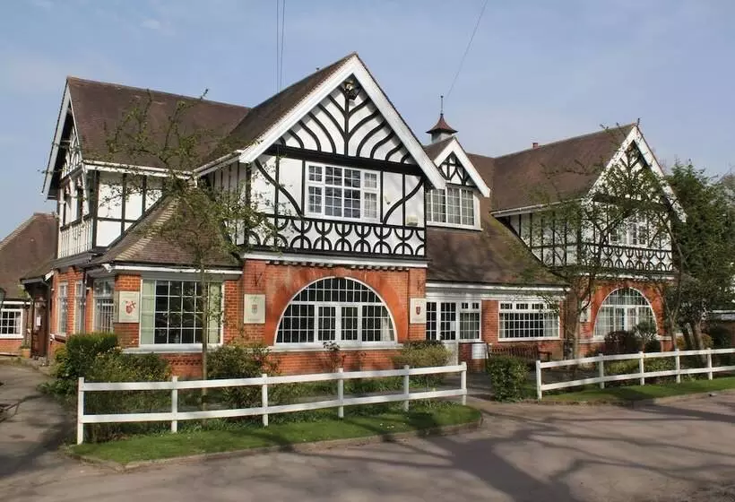 モーテル St George S Lodge, Bisley