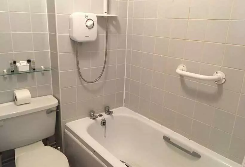 モーテル St George S Lodge, Bisley