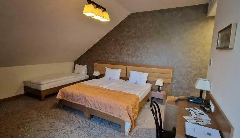 Majatalo Prónay Kastély