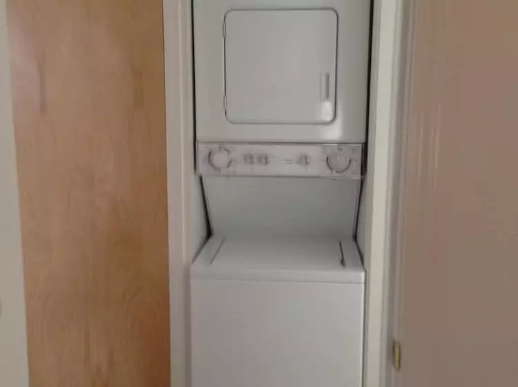 Motelli Lakeside Stays