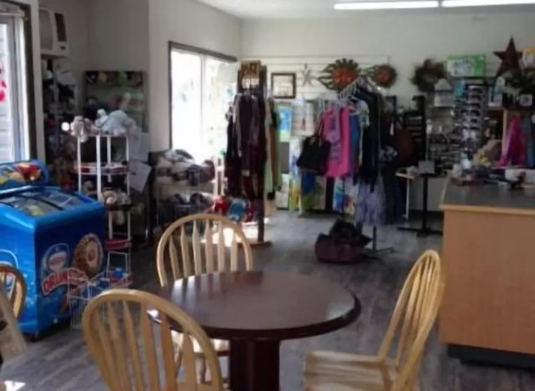 Motelli Lakeside Stays