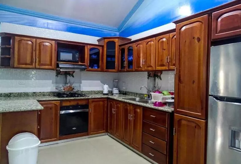 هاستل Posada Faych House