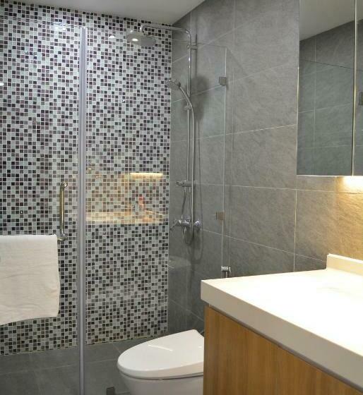 Holiday Republic Saigon Airport