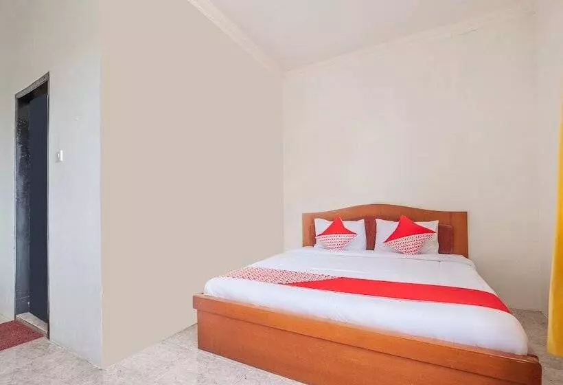 Hotelli Oyo 2704  Transit 2