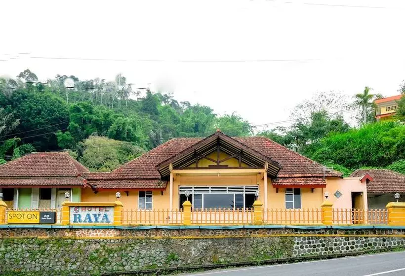 Hotelli Spot On 2638  Raya