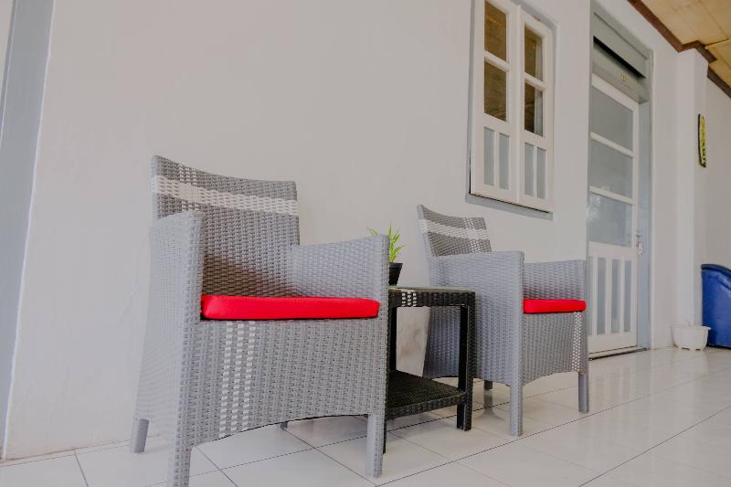 호텔 Spot On 2638  Raya