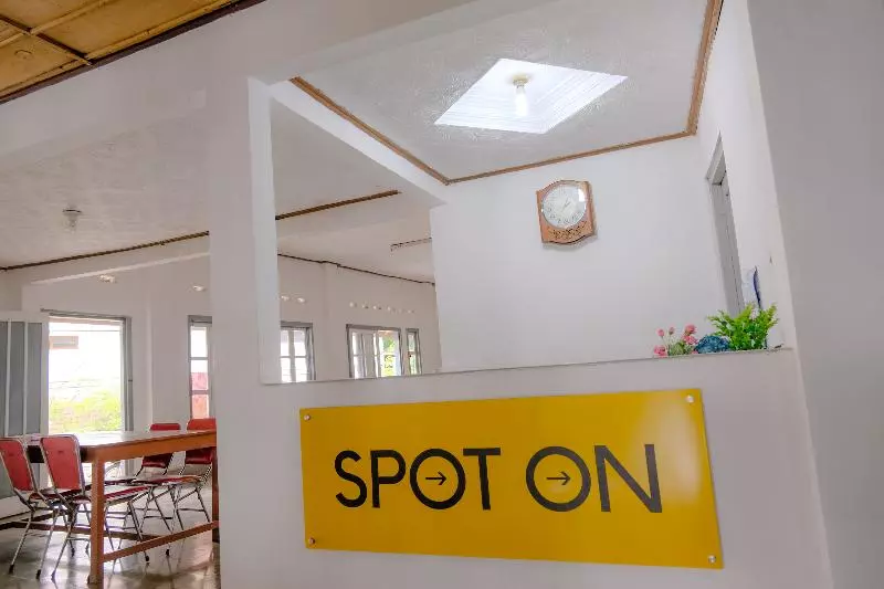 Hotelli Spot On 2638  Raya