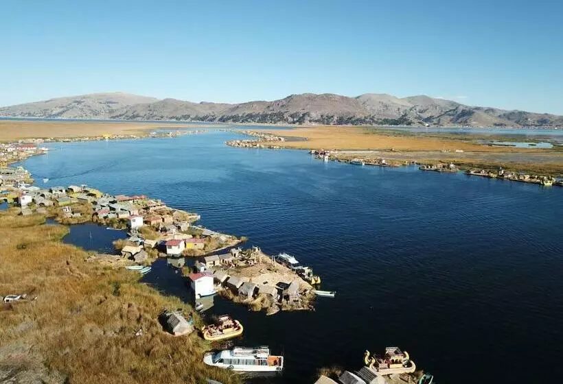 هتل Titicaca Kurmi Lodge Peru