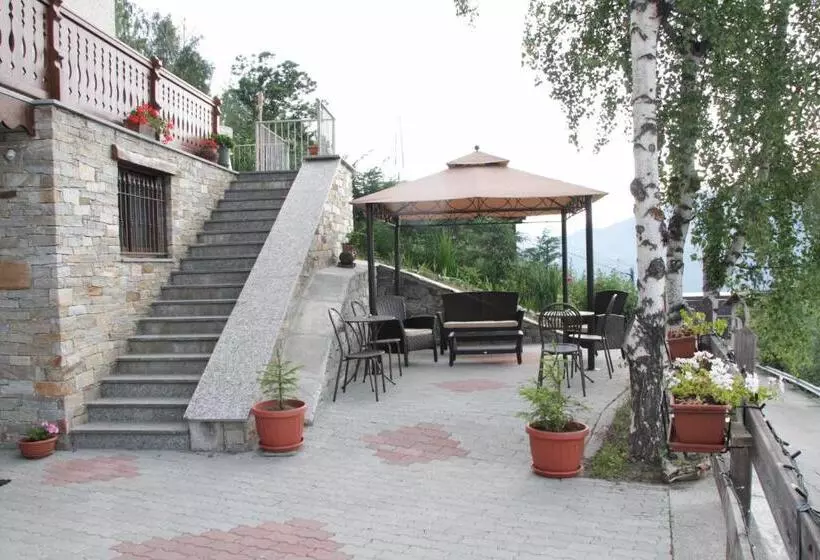 Aamiaismajoitus (B&B) Chambres D'hotes Les Fleurs