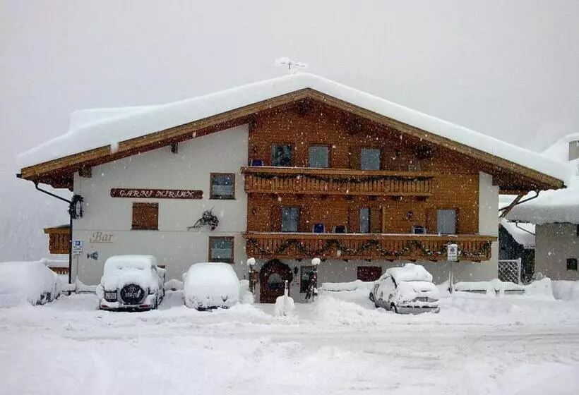 Hotelli Garni Miriam