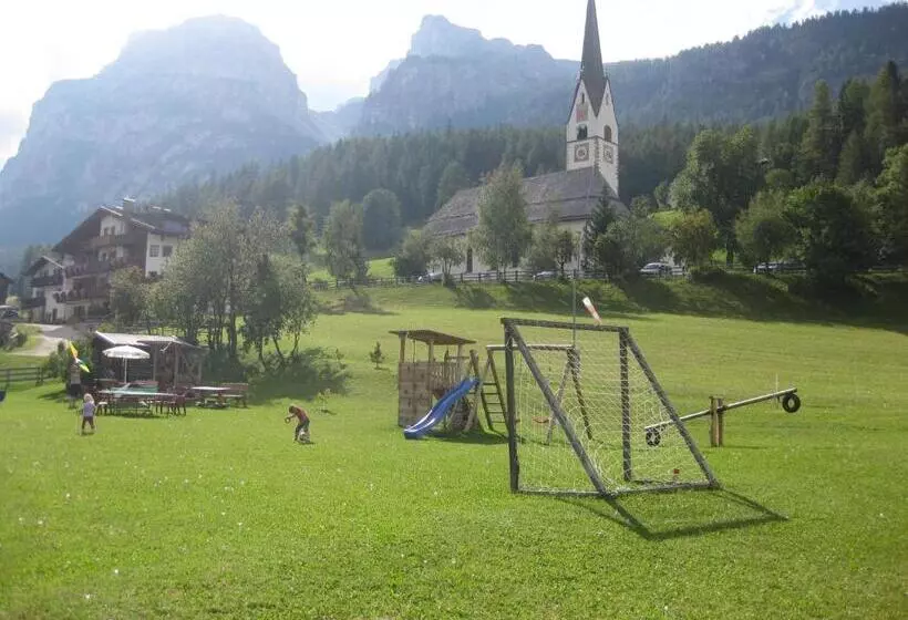 Hotelli Garni Miriam