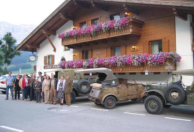 ホテル Garni Miriam