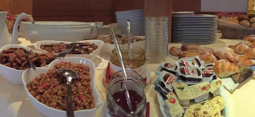 Hotelli Garni Schneider