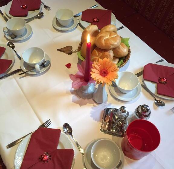 Отель Garni Schneider